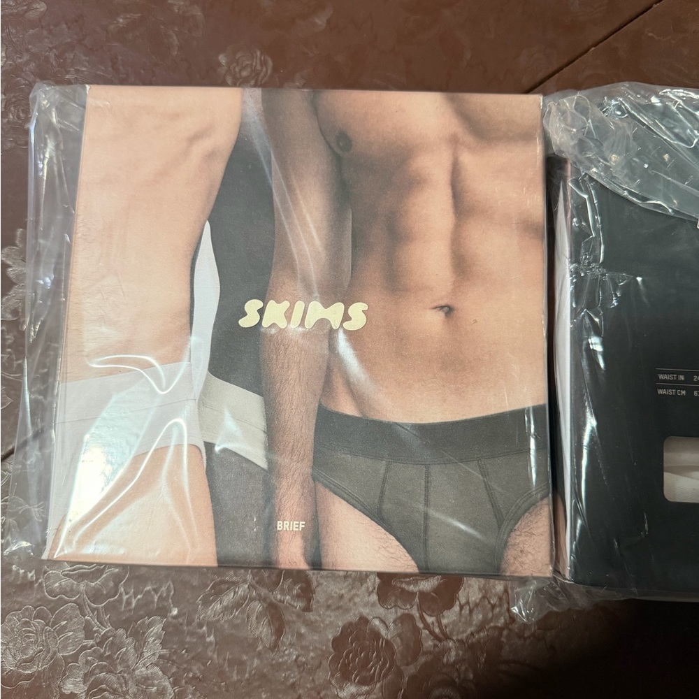 NEW SKIMS Men's White Briefs